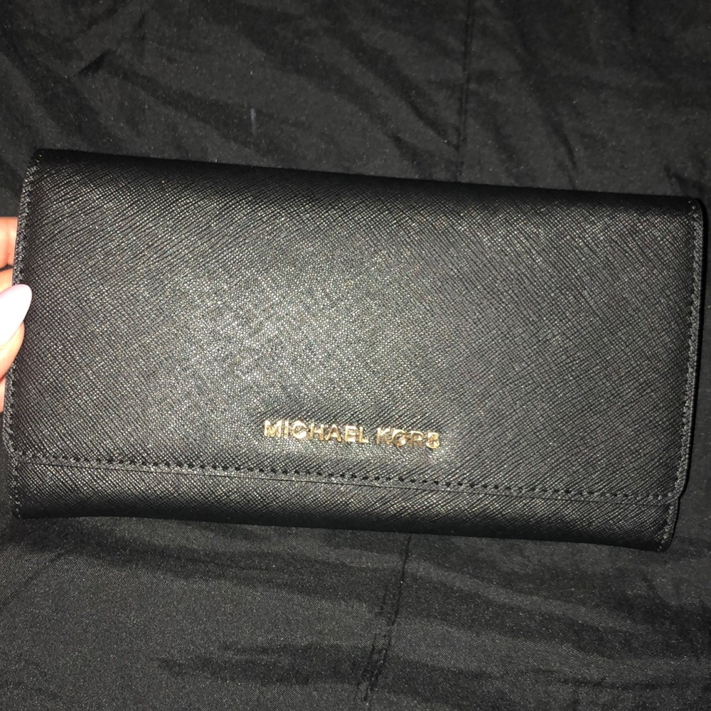 Black Michael kors jet set leather wallet